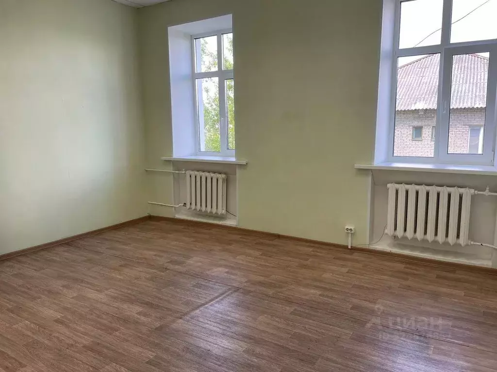 Помещение свободного назначения в Вологодская область, Кадуй рп ул. ... - Фото 1