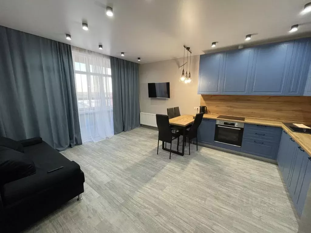 1-к кв. Тюменская область, Тюмень ул. Фармана Салманова, 14 (43.5 м) - Фото 1