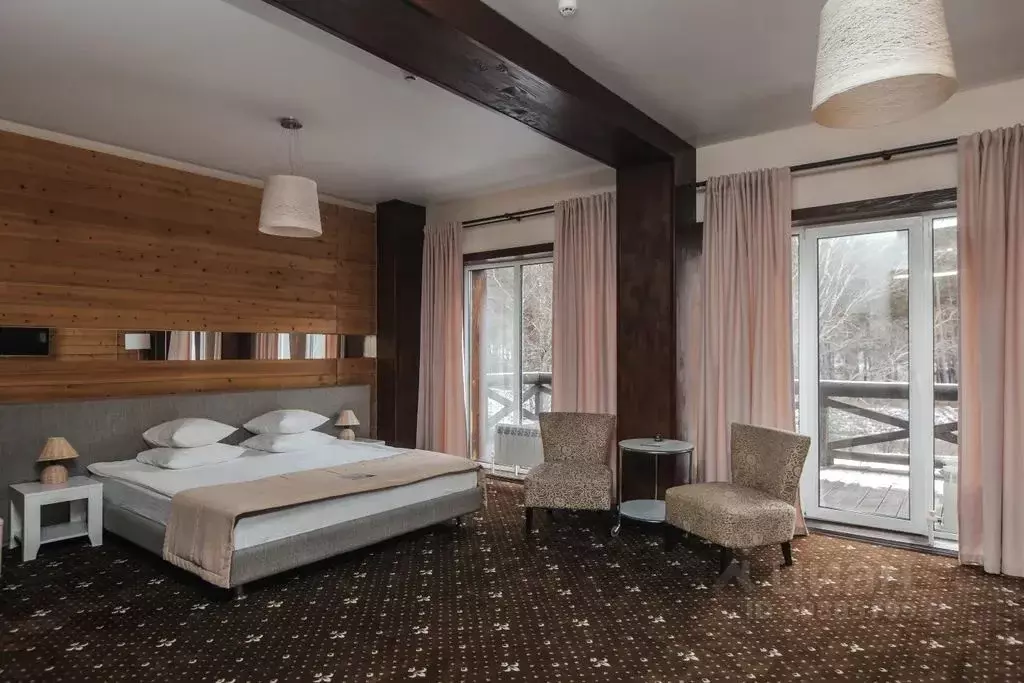 Комната Алтай, Чемальский район, с. Чемал Уожанская ул., 58 - Фото 1