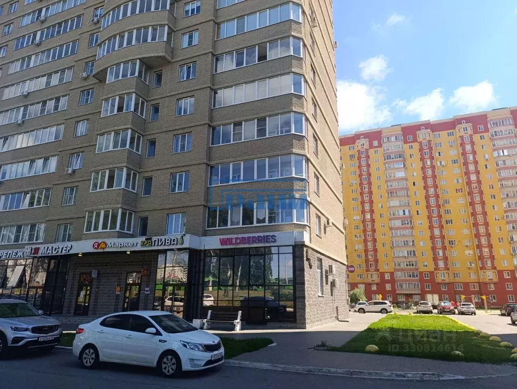 Торговая площадь в Курская область, Курск просп. Анатолия Дериглазова, ... - Фото 1