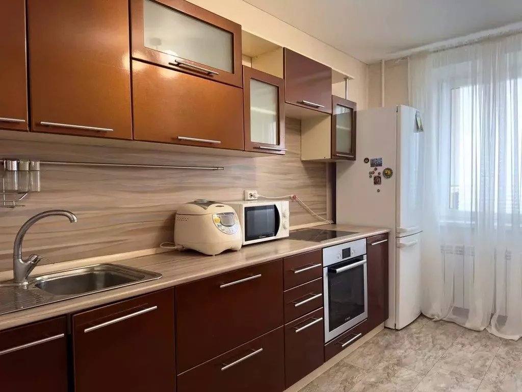 1-к кв. Татарстан, Казань ул. Братьев Касимовых, 82А (45.0 м) - Фото 1