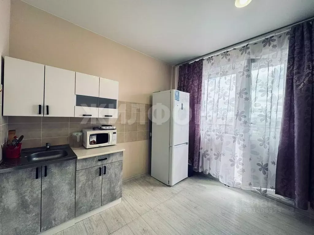 Студия Новосибирская область, Новосибирск Закаменский мкр, 12 (28.0 м) - Фото 0