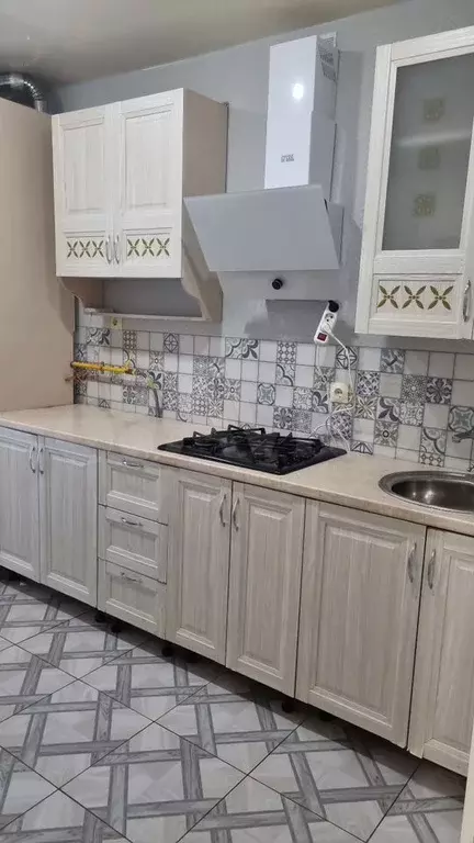 2-к. квартира, 44 м, 1/6 эт. - Фото 0