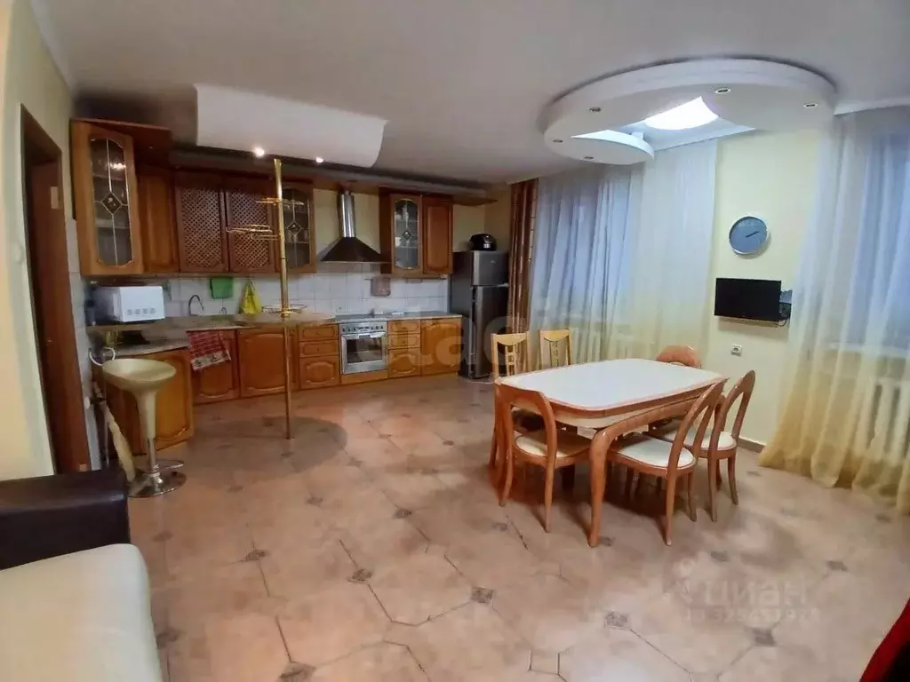 3-к кв. Ямало-Ненецкий АО, Салехард ул. Республики, 60 (132.3 м) - Фото 2