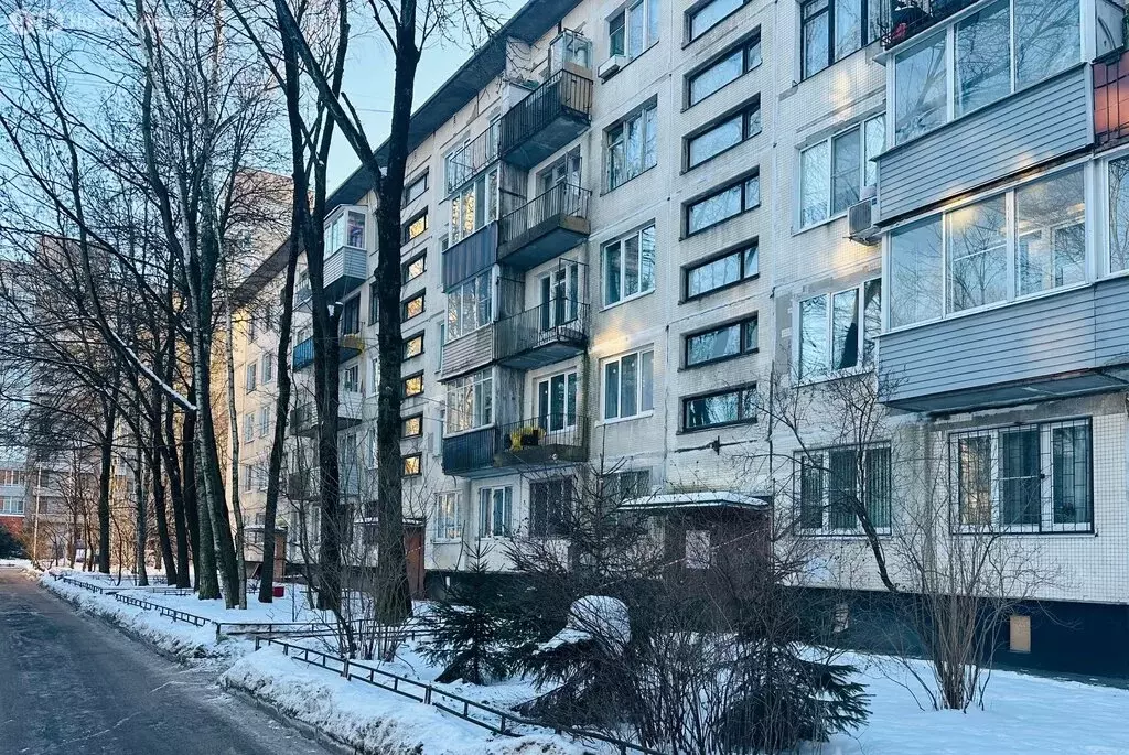 3-комнатная квартира: Санкт-Петербург, улица Крыленко, 13к3 (54.8 м) - Фото 1