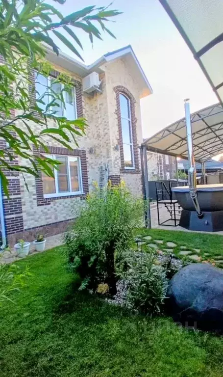 Дом в Адыгея, Тахтамукайский район, Старобжегокайское с/пос, Новая ... - Фото 2