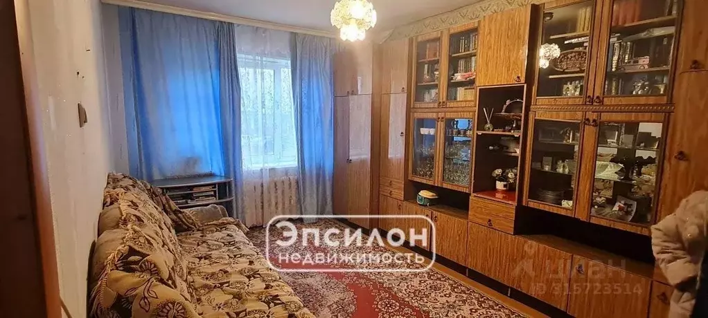 2-к кв. Курская область, Курск просп. Дружбы, 15 (49.9 м) - Фото 0