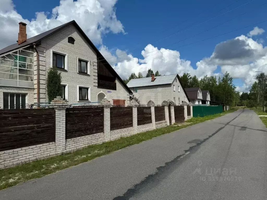 Дом в Владимирская область, пос. Гусевский ул. Первомайская, 32 (186 ... - Фото 1