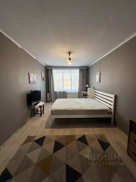 1-к кв. Самарская область, Тольятти бул. 50 лет Октября, 59 (30.0 м) - Фото 1