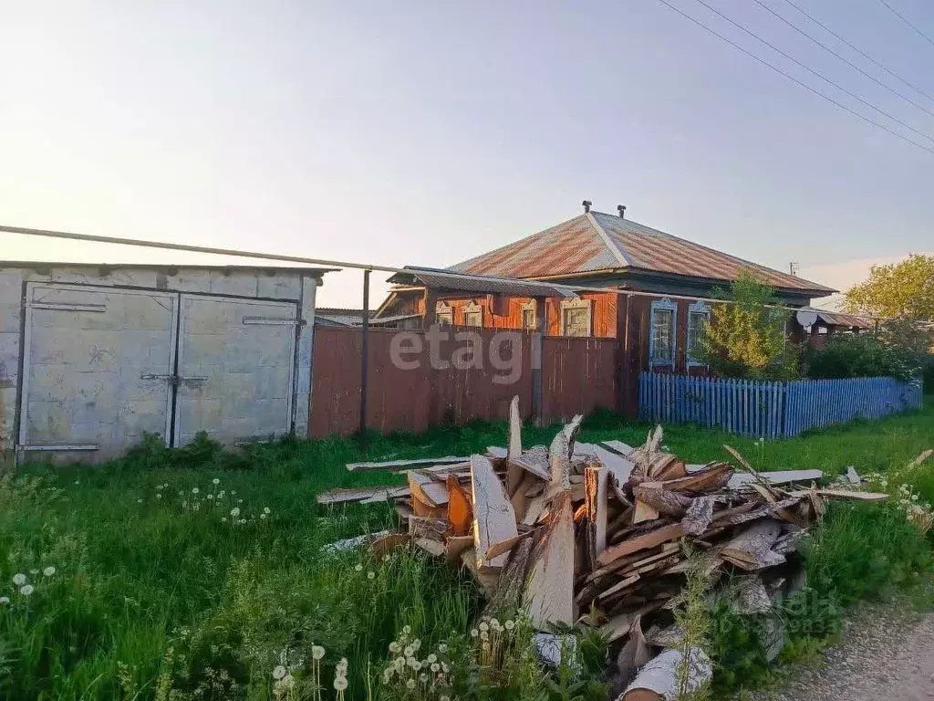 Дом в Курганская область, Каргапольский муниципальный округ, с. Чаши ... - Фото 1