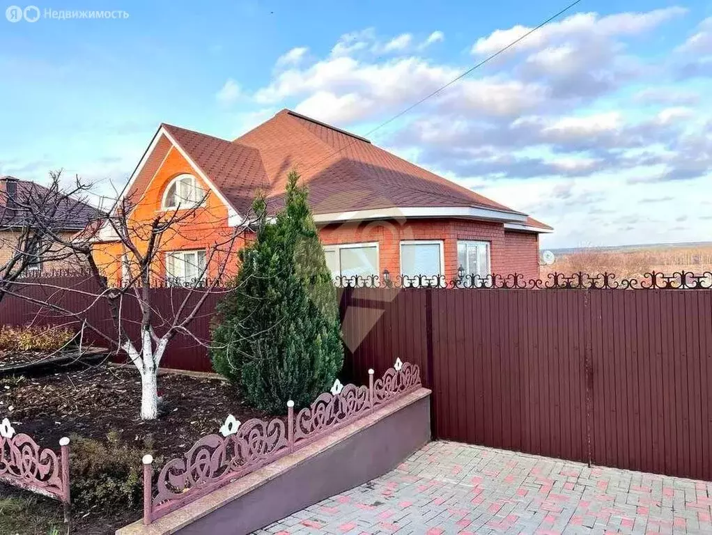 Дом в Старый Оскол, микрорайон Углы (134.1 м) - Фото 1