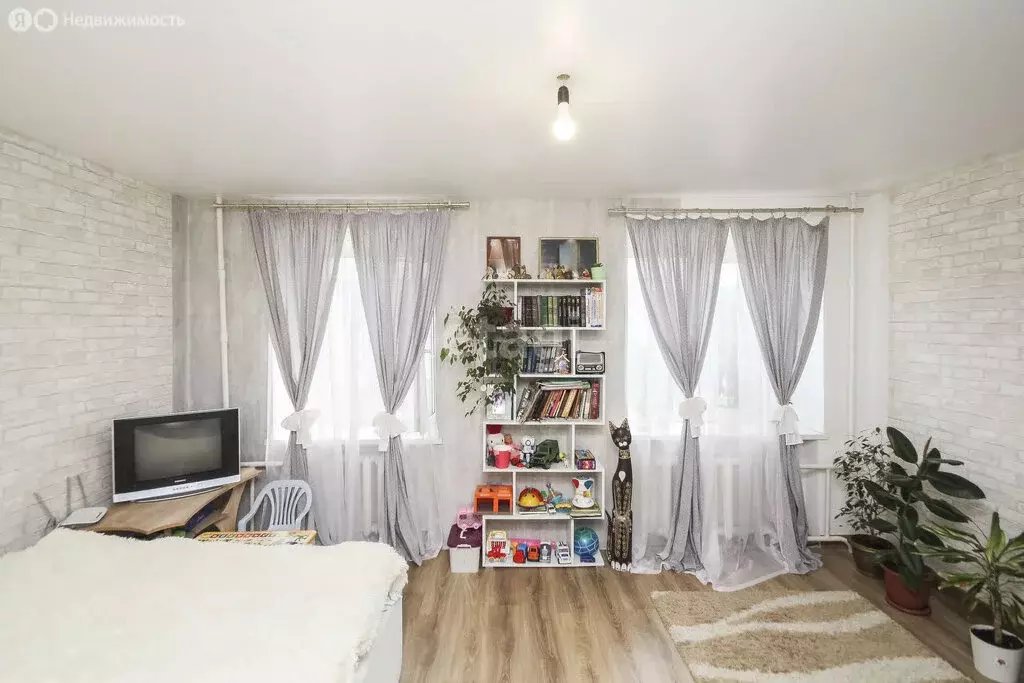 1-комнатная квартира: микрорайон Мелиораторов, улица Сидора Путилова, ... - Фото 2