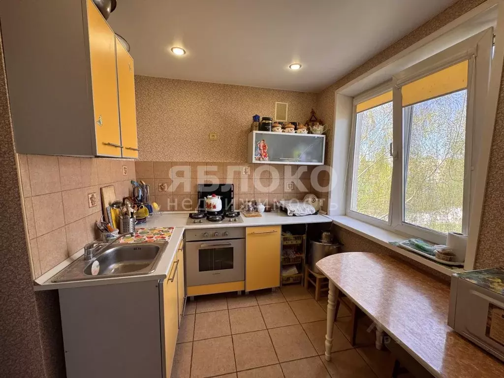 3-к кв. Пермский край, Березники Юбилейная ул., 128 (62.0 м) - Фото 1