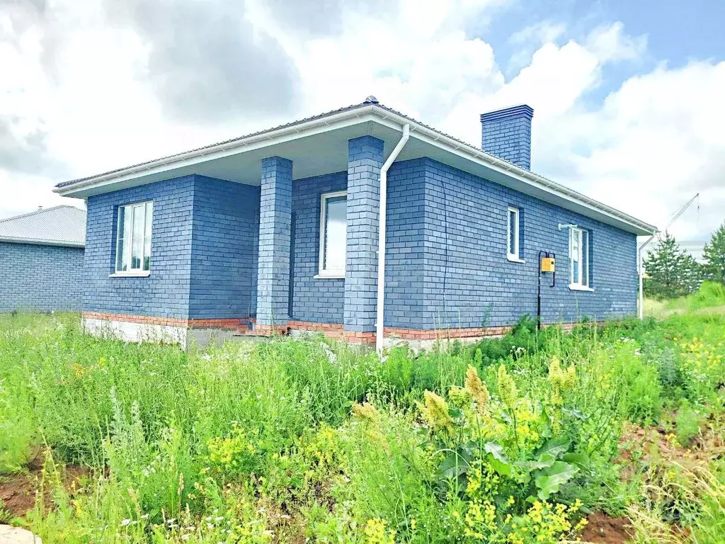 Дом в Татарстан, Верхнеуслонский район, Набережно-Морквашское с/пос, ... - Фото 1