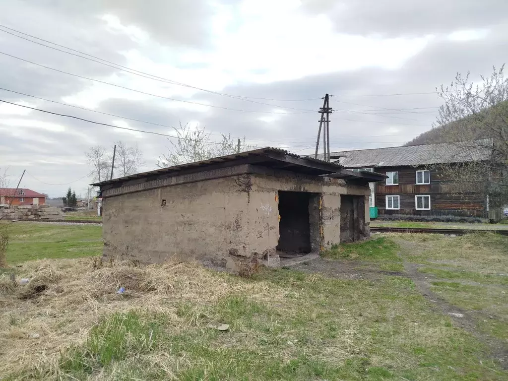 Гараж в Иркутская область, Слюдянка Базовый пер., 4 (30 м) - Фото 2