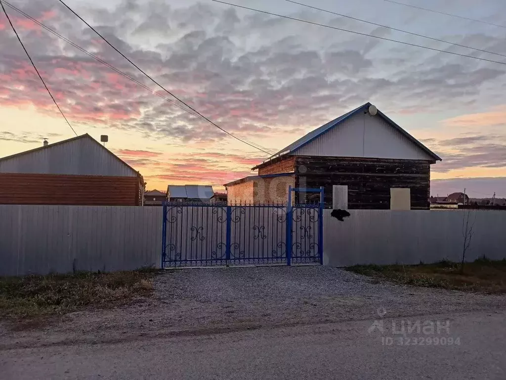 Дом в Свердловская область, Тугулымский муниципальный округ, с. ... - Фото 1