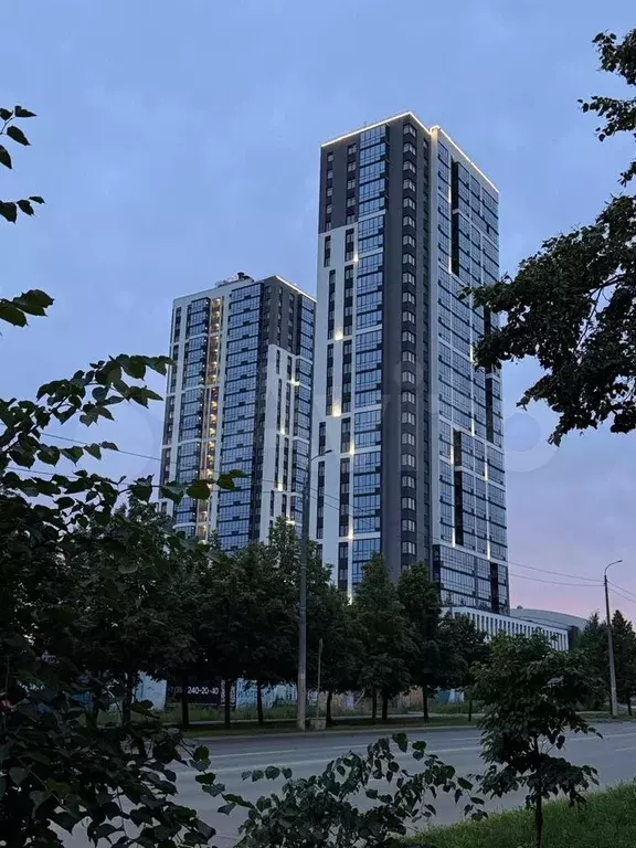 1-к. квартира, 46 м, 4/26 эт. - Фото 1