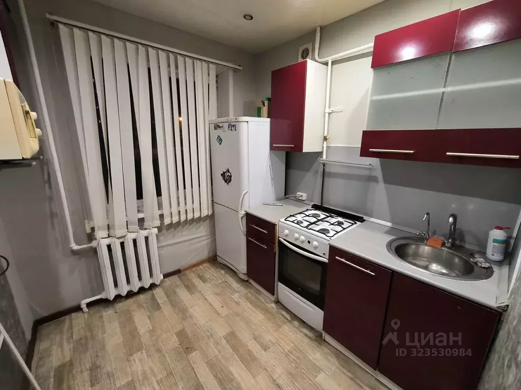 1-к кв. Курганская область, Курган ул. Урицкого, 13 (32.0 м) - Фото 2