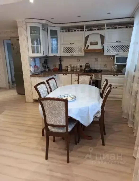 3-к кв. Свердловская область, Екатеринбург ул. Шишимская, 19 (77.9 м) - Фото 1