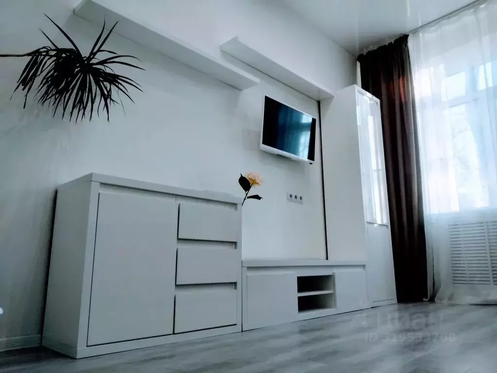 2-к кв. Приморский край, Владивосток Алеутская ул., 41А (40.0 м) - Фото 1