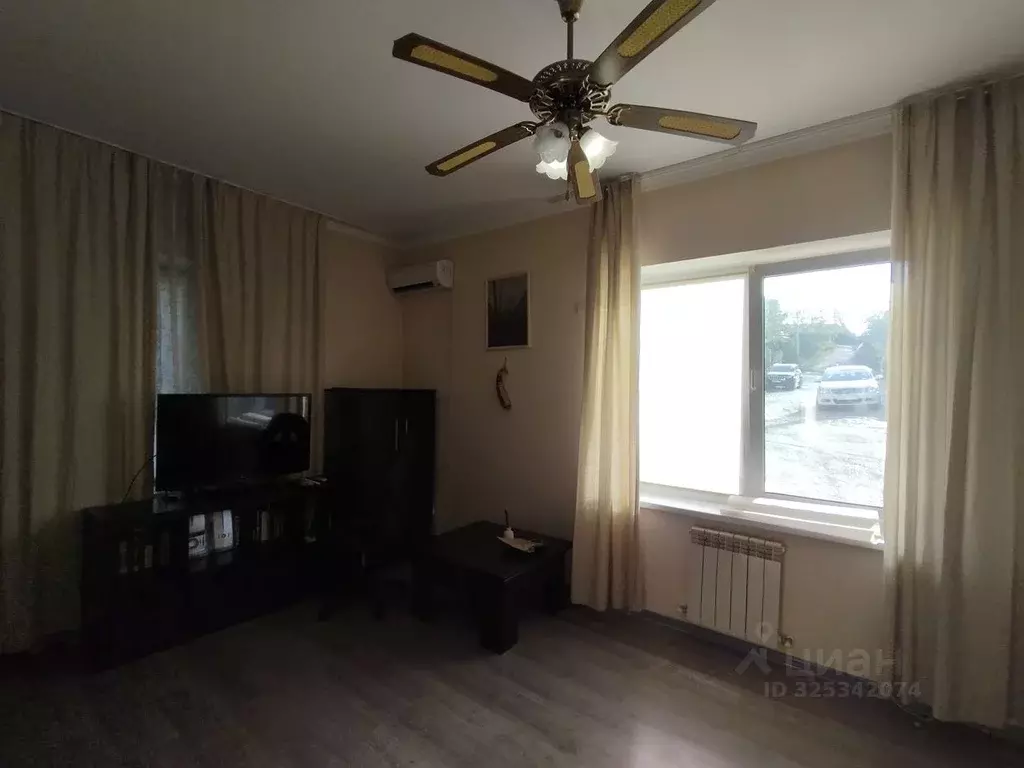 1-к кв. Краснодарский край, Геленджик ул. Короленко, 28 (40.0 м) - Фото 2