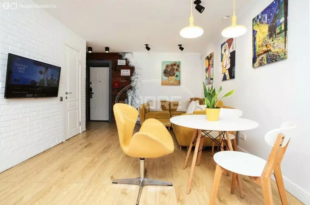 2-комнатная квартира: Калининград, Партизанский переулок, 8 (42.5 м) - Фото 2