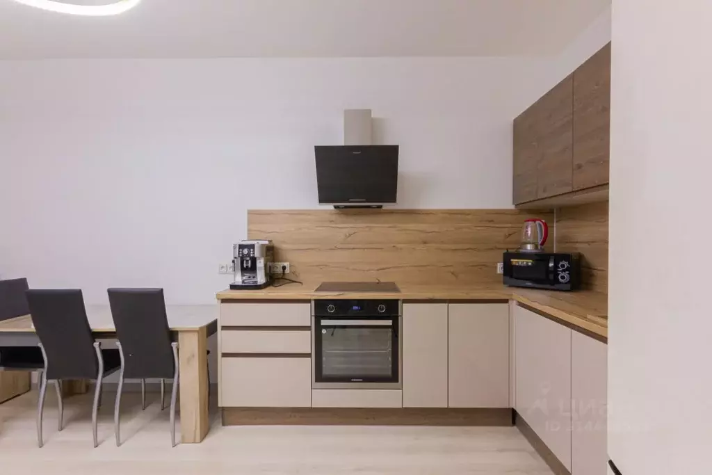 3-к кв. Санкт-Петербург ул. Бабушкина, 53 (85.0 м) - Фото 1