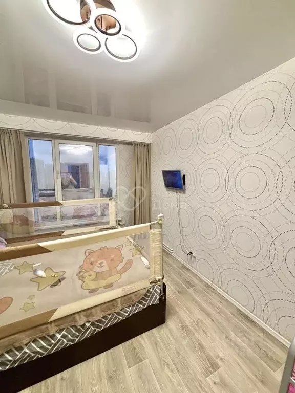 2-к кв. Волгоградская область, Волгоград ул. 8-й Воздушной Армии, 10а ... - Фото 1