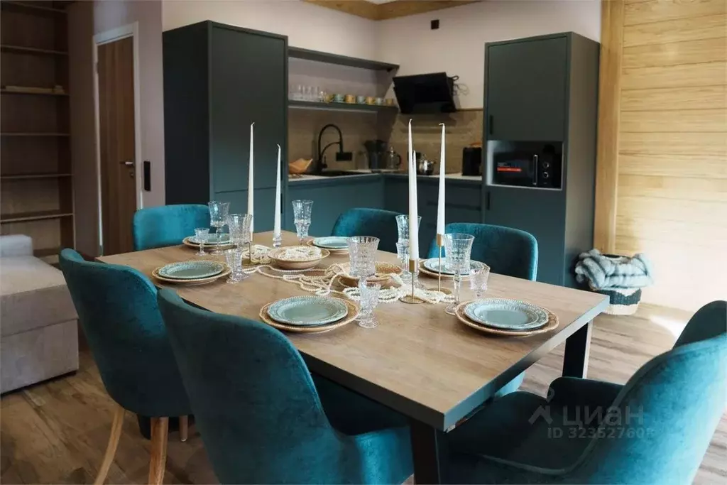 Дом в Карачаево-Черкесия, Зеленчукский район, с. Архыз ул. Лесная, ... - Фото 1