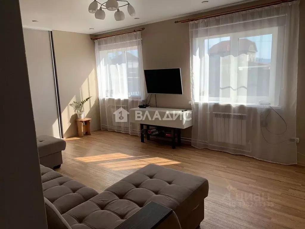 Дом в Бурятия, Улан-Удэ ул. Зеркальная, 20 (99 м) - Фото 1