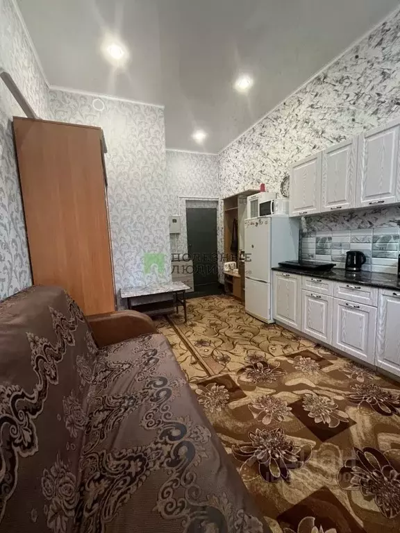 Комната Курганская область, Курган ул. Бажова, 138 (18.0 м) - Фото 0