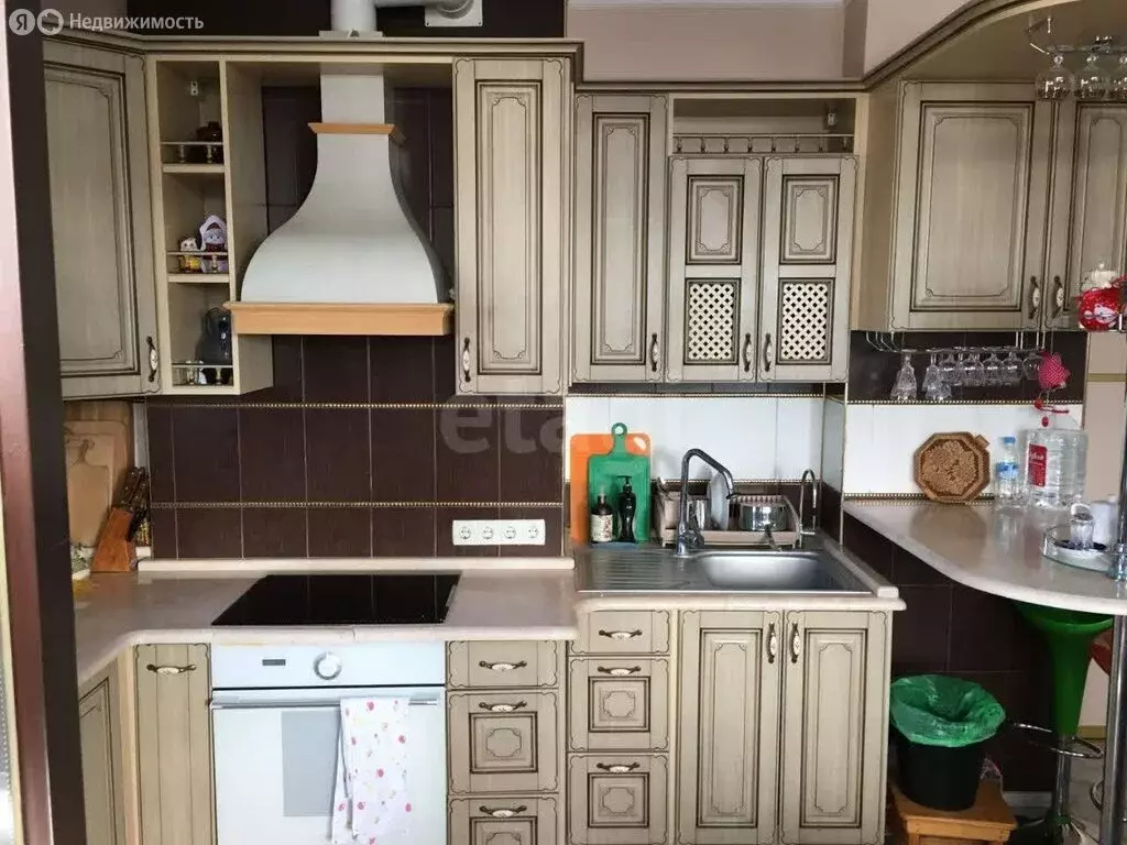 2-комнатная квартира: Севастополь, 6-я Бастионная улица, 42 (96.1 м) - Фото 1