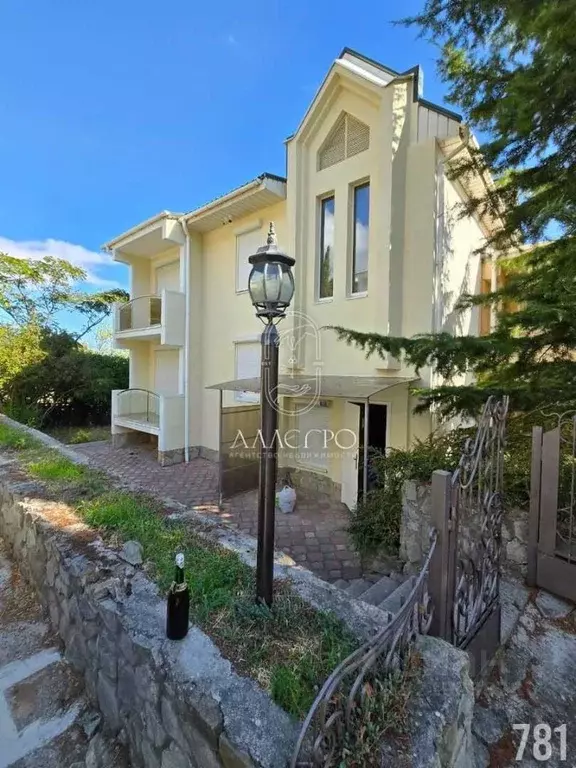 Дом в Крым, Ялта муниципальный округ, Восход пгт  (238 м) - Фото 2