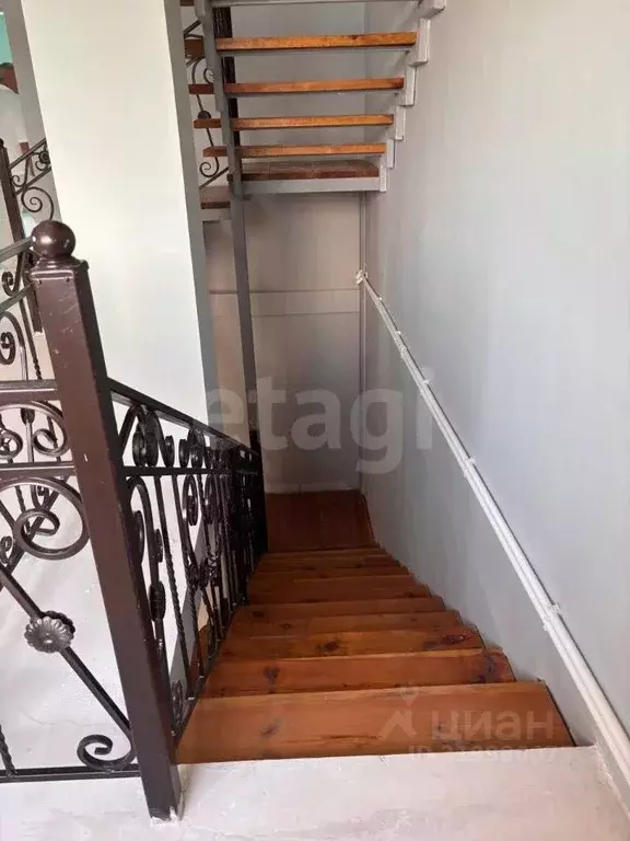 4-к кв. Курская область, Курчатов Молодежная ул., 24 (244.9 м) - Фото 0