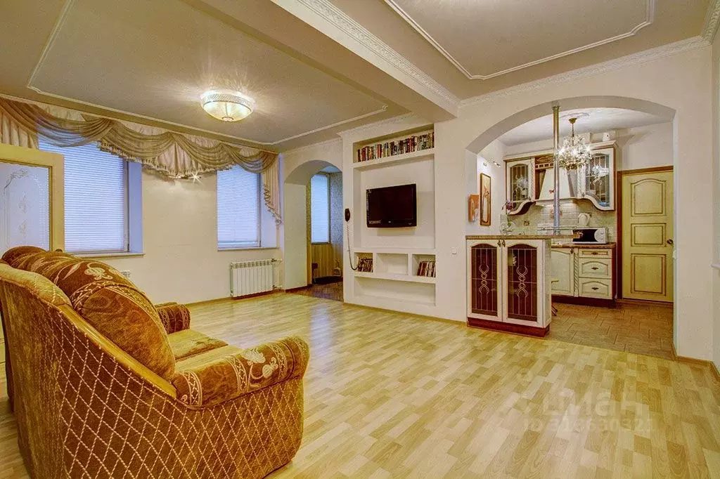3-к кв. Санкт-Петербург Невский просп., 82 (75.0 м) - Фото 0
