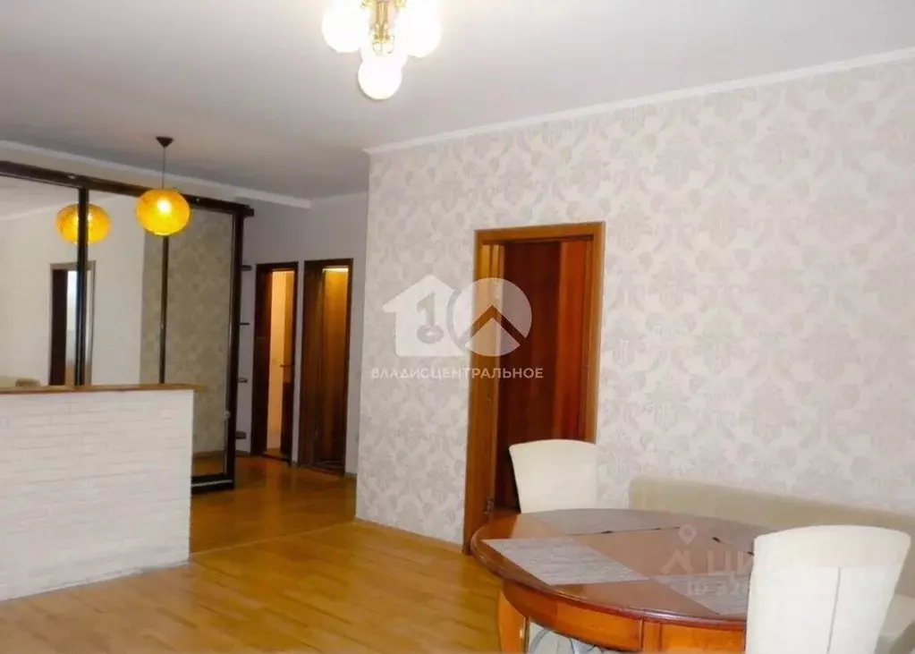 3-к кв. Новосибирская область, Бердск ул. Красная Сибирь, 98 (64.0 м) - Фото 1