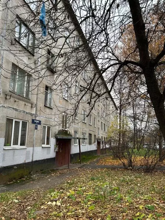 Комната Санкт-Петербург Народная ул., 11 (27.4 м) - Фото 2