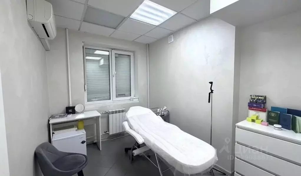 Офис в Пермский край, Пермь ул. Луначарского, 94 (50 м) - Фото 1