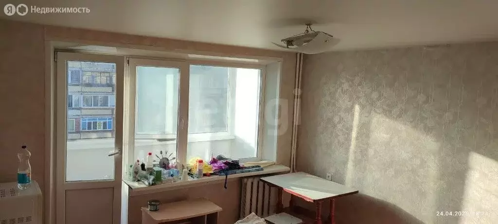 1-комнатная квартира: Тюмень, улица Республики, 239 (17 м) - Фото 1