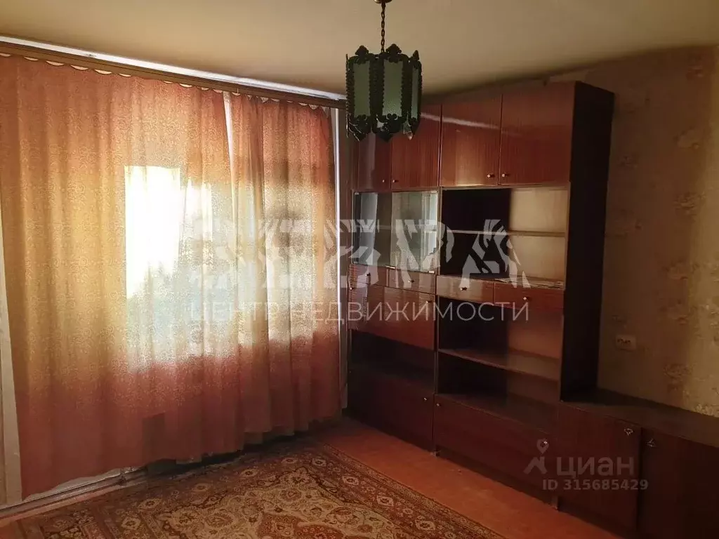 4-к кв. Владимирская область, Александров пер. Красный, 25 (83.3 м) - Фото 0