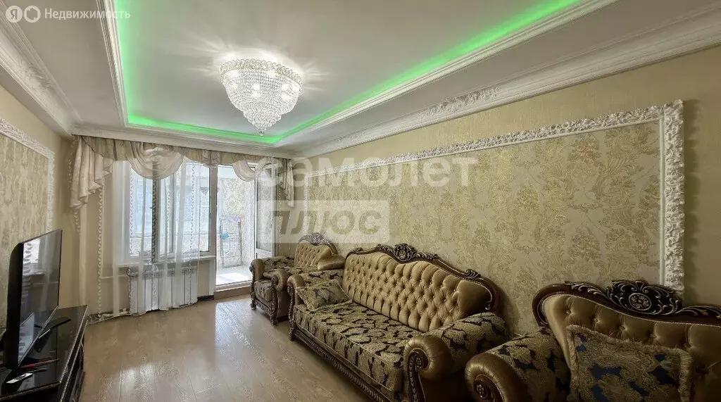 2-комнатная квартира: Махачкала, улица Мирзабекова, 169 (61.5 м) - Фото 1