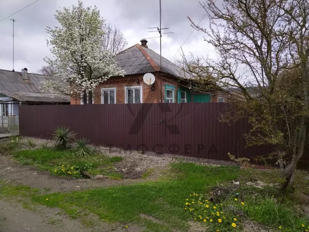 Дом в Краснодарский край, Апшеронск Цветной пер. (36 м) - Фото 0