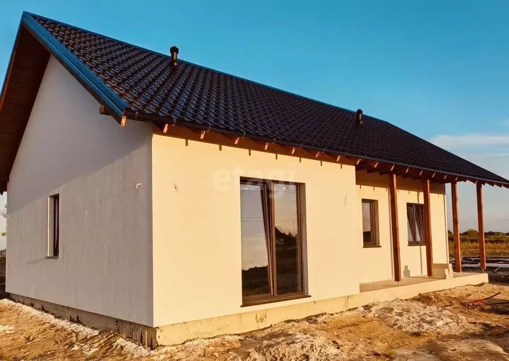 Дом в Калининградская область, Гурьевский муниципальный округ, пос. ... - Фото 1