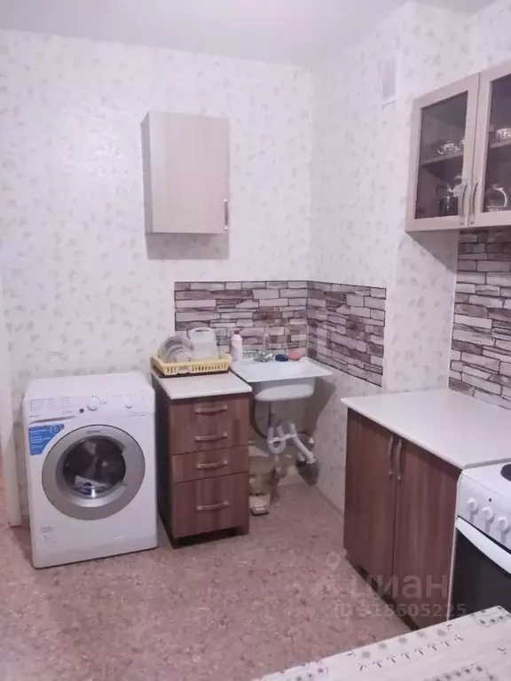 1-к кв. Башкортостан, Уфа ул. Миловская, 16 (35.0 м) - Фото 1