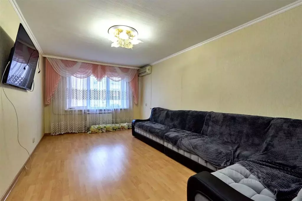 3-к кв. Краснодарский край, Краснодар Юбилейный мкр, просп. Чекистов ... - Фото 1