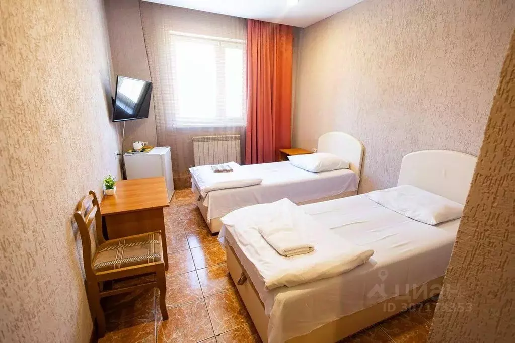 Комната Тюменская область, Тюмень ул. Ватутина, 11 (15.0 м) - Фото 1