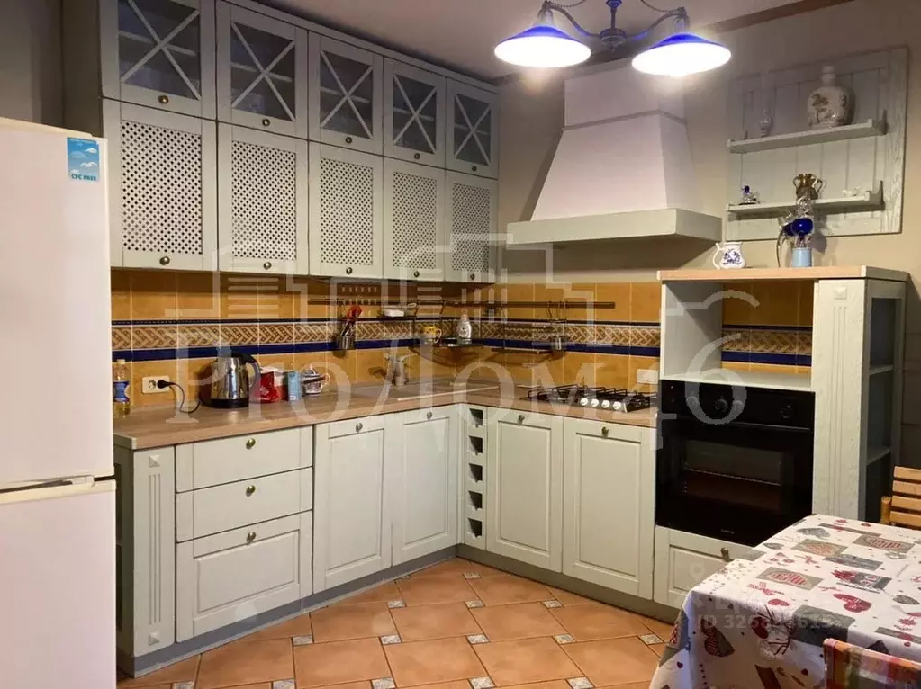 3-к кв. Курская область, Курск ул. Горького, 51 (136.0 м) - Фото 1