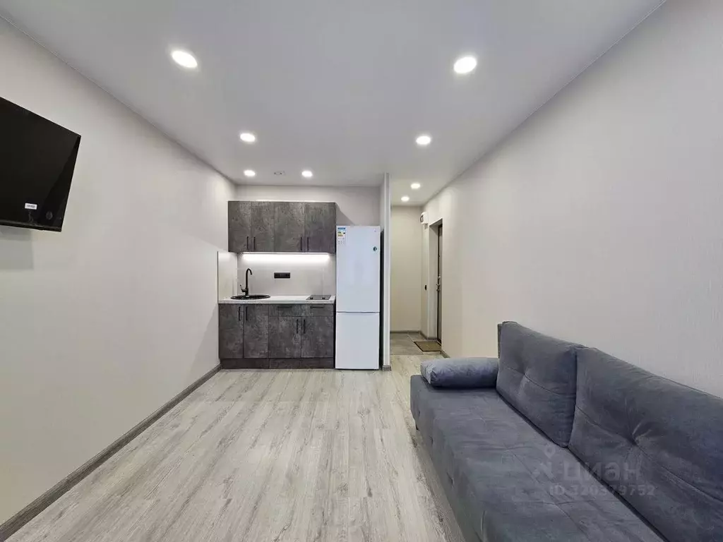 Студия Пермский край, Пермь Серебрянский проезд, 15 (17.7 м) - Фото 1