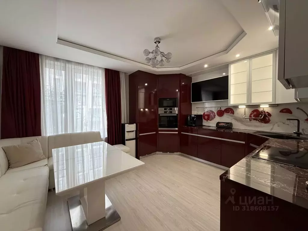 2-к кв. Санкт-Петербург Кременчугская ул., 13к1 (70.0 м) - Фото 0