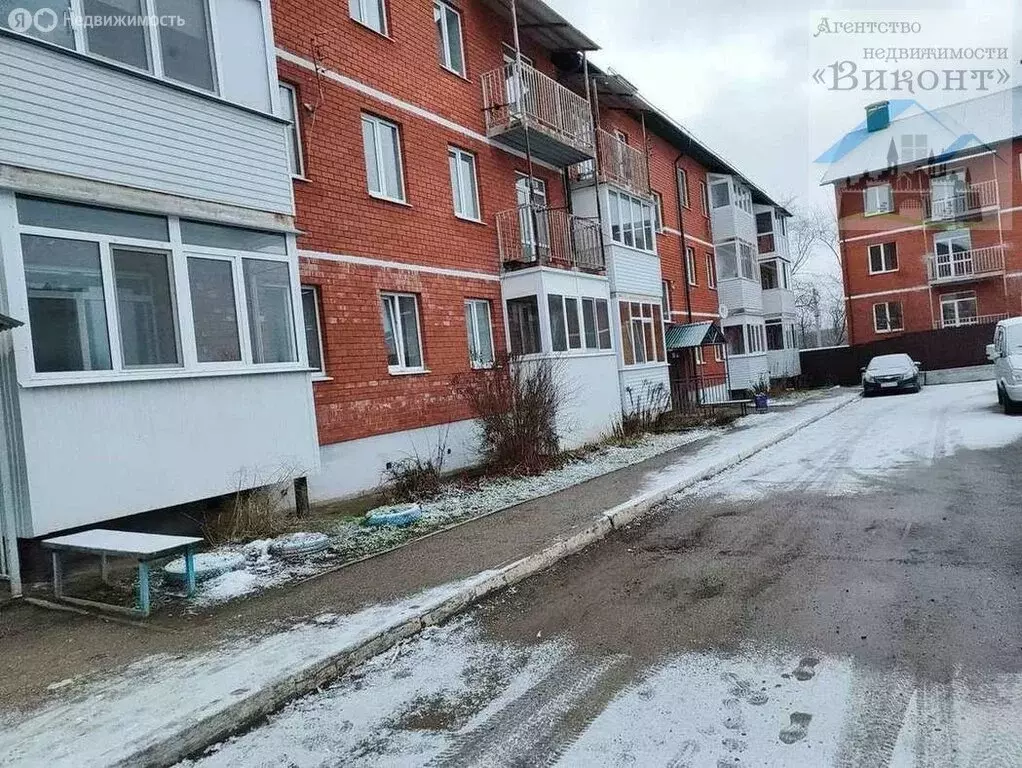 1-комнатная квартира: Бершеть, Школьная улица, 2 (43 м) - Фото 1